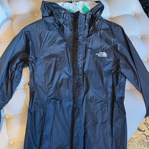 Xs north face light rain coat black